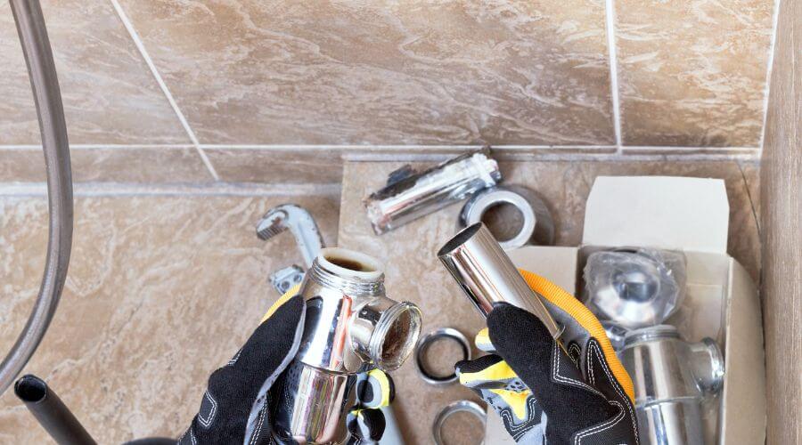 Professional gutter cleaning in White Castle, LA